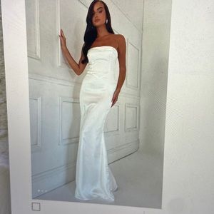 Meshki Kaitlin strapless gown - white